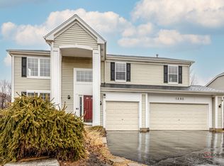 1085 Kasting Ln, Mundelein, IL