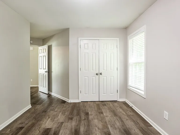 10038 Harmon Springs Dr — Photo 13