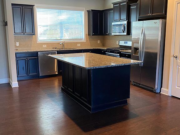 3rd image of 249 Aventine Ln