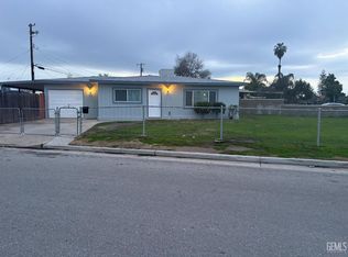391 E Euclid Ave, Shafter, CA 93263