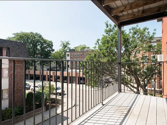 5th image of 36 Bellvista Rd APT 33