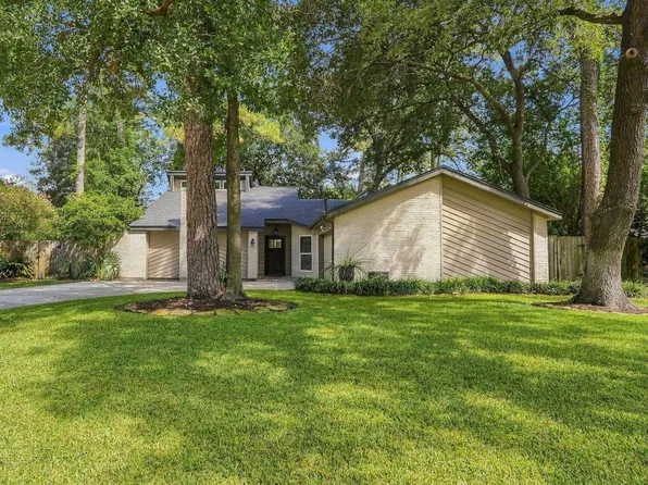 13418 Holston Hills Dr, Houston, TX 77069