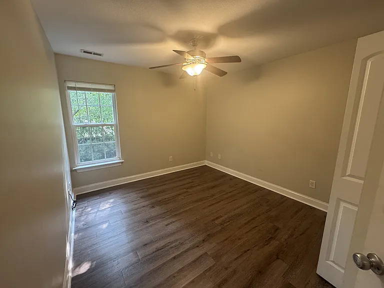 1537 C8 Pine Brook Ct #1 — Photo 11