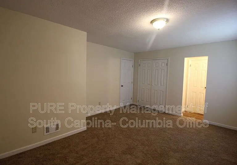 403 Charwood Ln — Photo 40