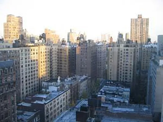 Rented by Douglas Elliman | media 29