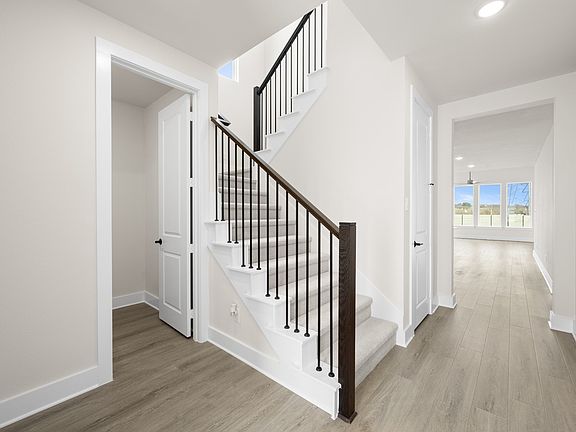 7th image of this home