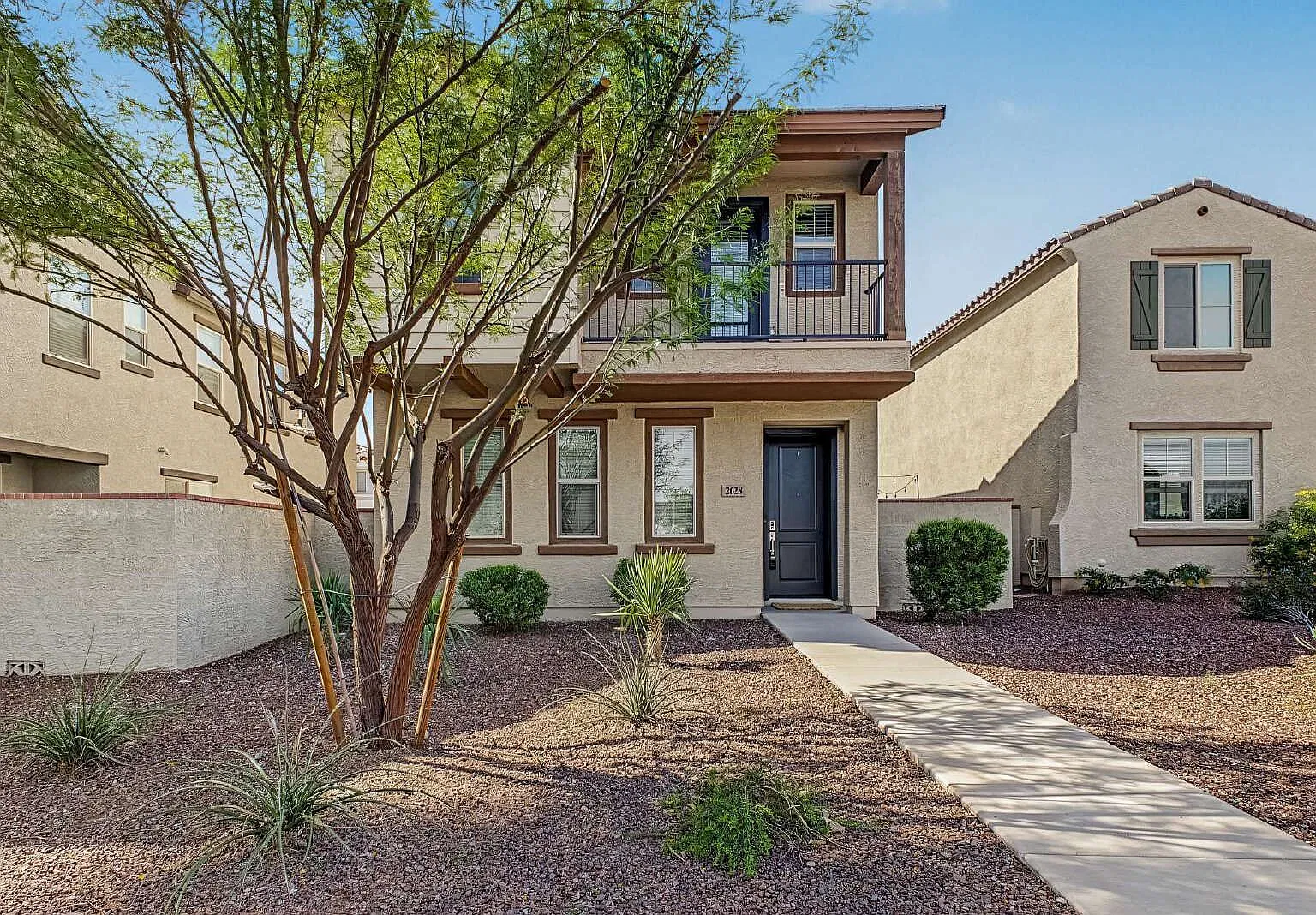 3 bed, 2.5 bath, 2029 sqft, $2,150 — Photo 1