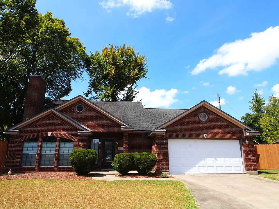 1st image of 113 Silver Bay Ln