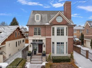 540 Henrietta St, Birmingham, MI