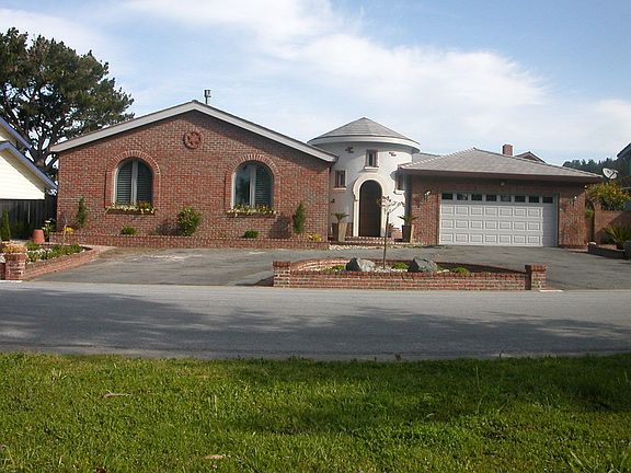 520 Ruisseau Francais Ave