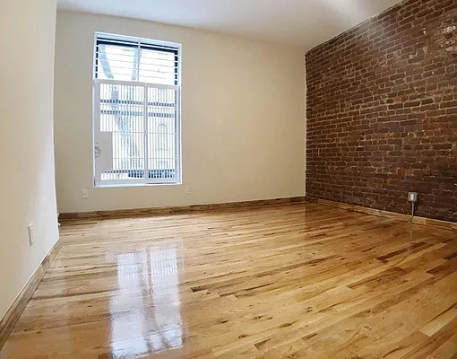 Rented by Bold New York | media 12