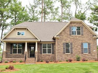 1210 Brookview Dr, Elon, NC 27244