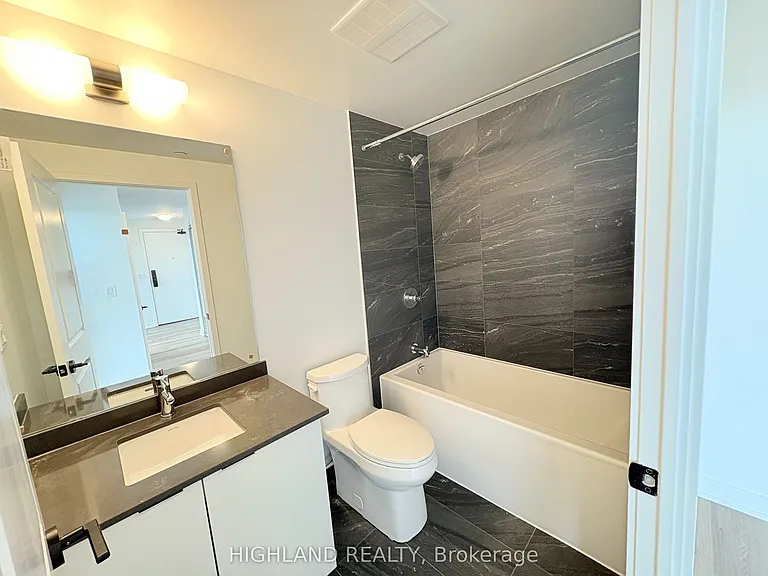 2075 Lakeshore Rd #2402 — Photo 7