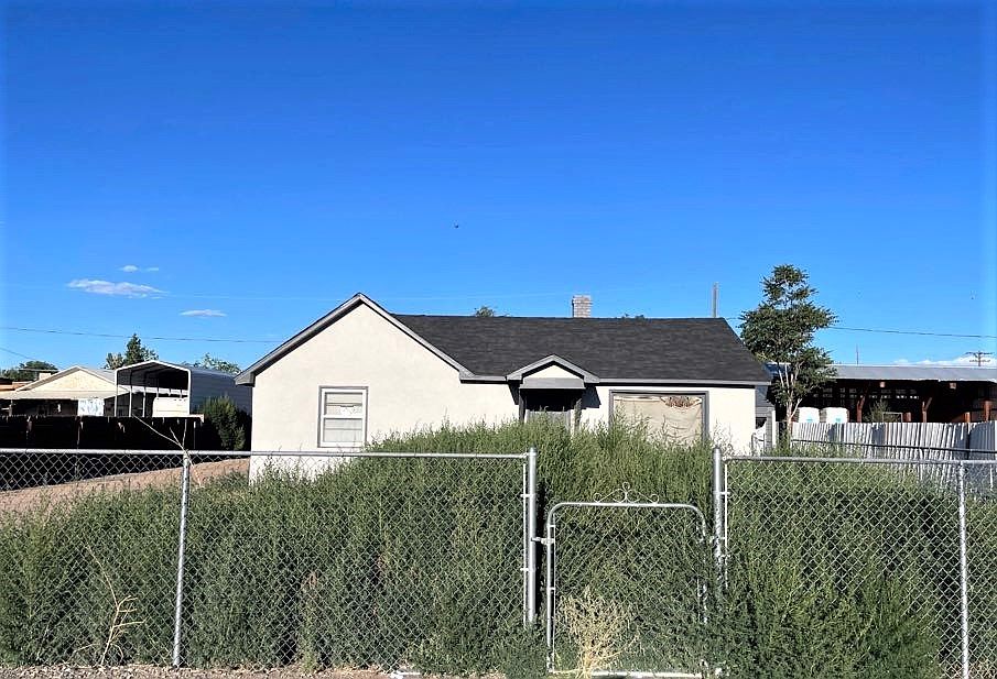 1st image of 438 Sherman Dr