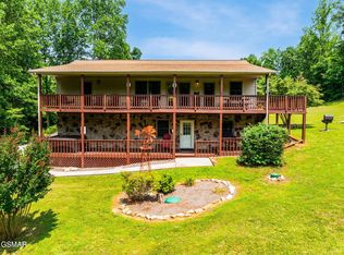 3375 Spring View Dr, Sevierville, TN 37862