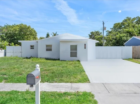 660 NE 57th Ct, Fort Lauderdale, FL 33334
