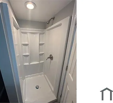 418 N Loudon Ave — Photo 5