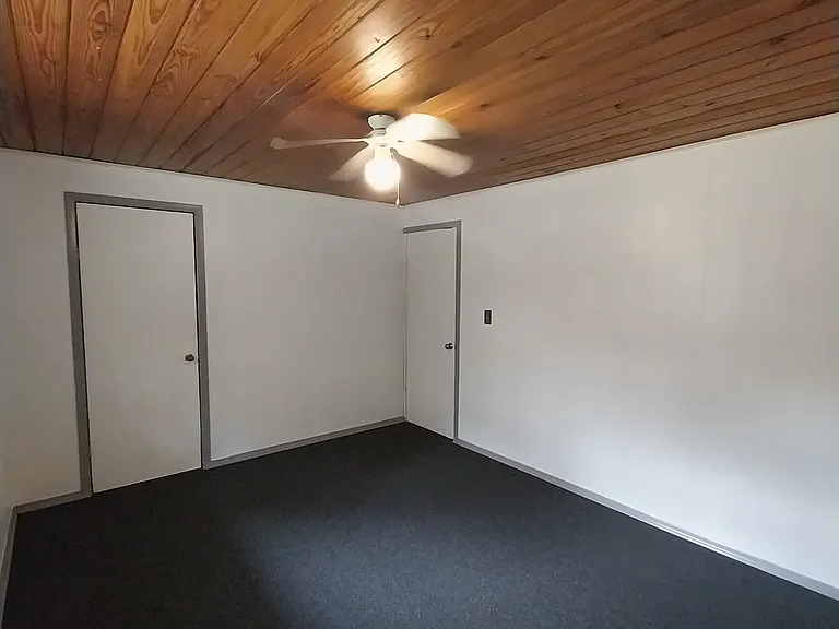 4298 County Road 693 — Photo 17