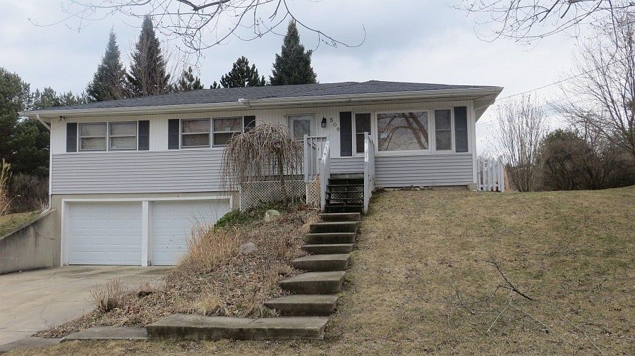 1st image of 509 Bailey Dr