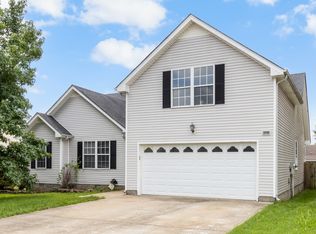 3696 S Jot Dr, Clarksville, TN 37040