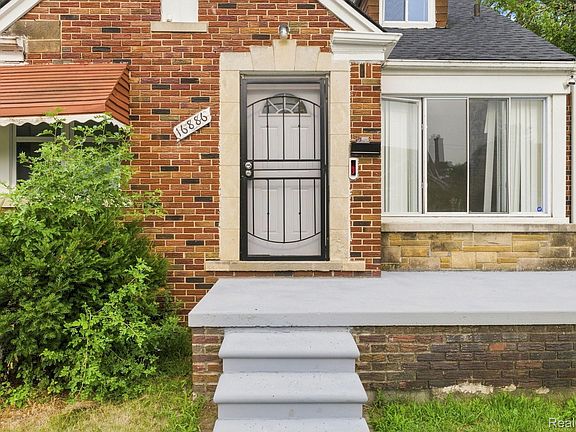 5th image of 16886 Ilene St