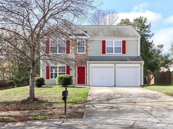 1312 Crestfield Dr, Charlotte, NC 28269