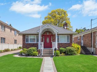 5023 210th St, Oakland Gardens, NY 11364