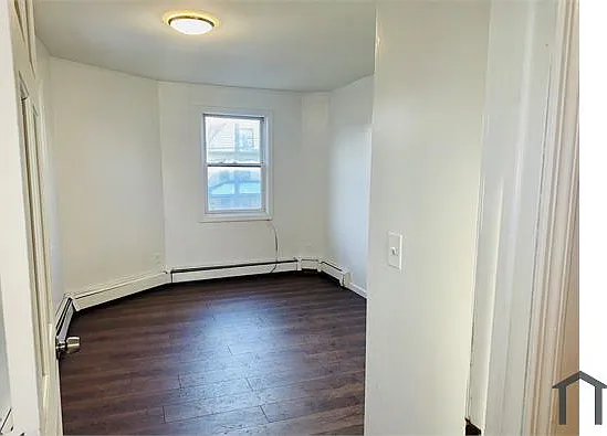 470 Wood Ave #2R — Photo 9