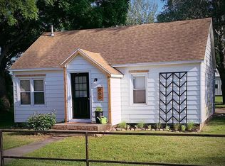 455 Main St, Farnhamville, IA 50538