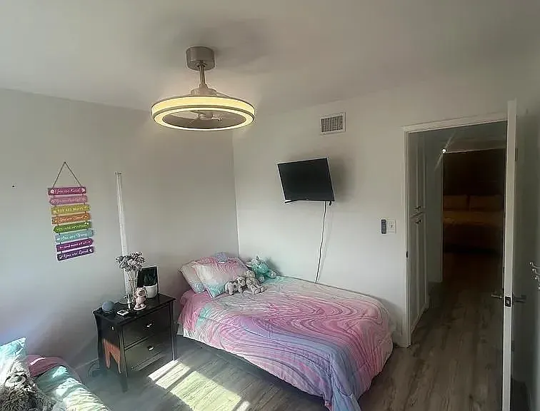 8009 Calle Fanita — Photo 15