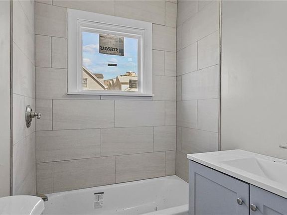 5th image of 8 Humes St