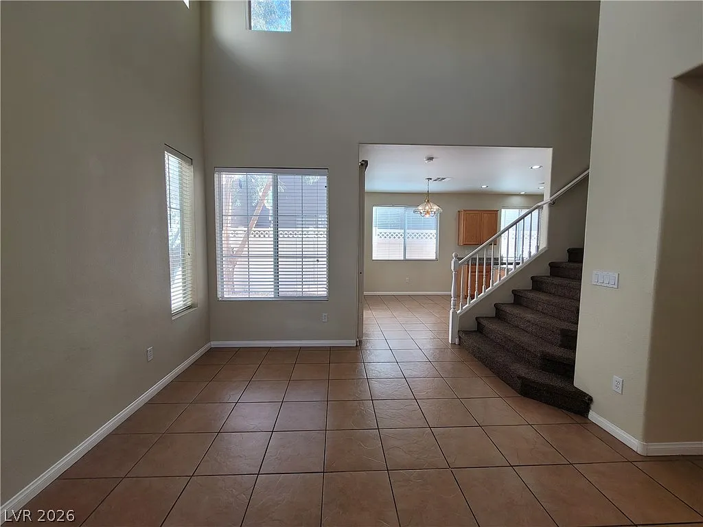 3 bed, 2.5 bath, 1502 sqft, $1,755 — Photo 3