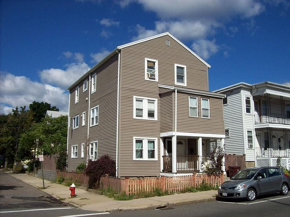 2nd image of 18 Ferry St