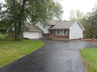 6028 Leonard Ave, Downers Grove, IL 60516