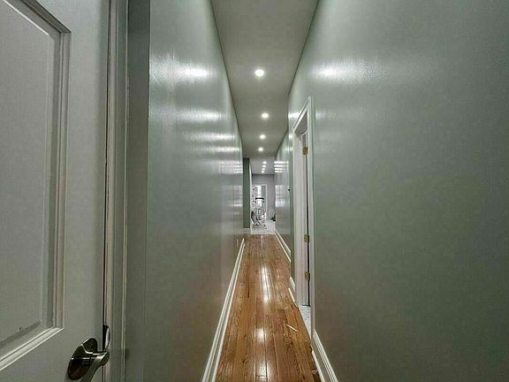 4th image of 317 Chauncey St #1F