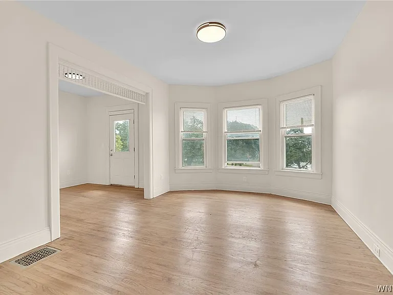 2206 Main St #2 — Photo 9