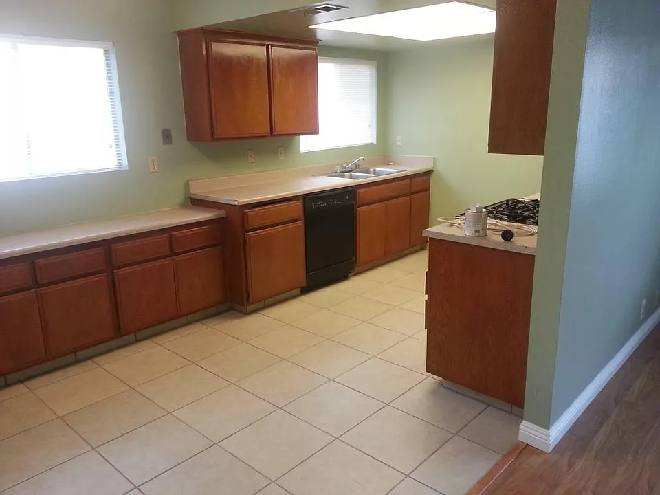 1817 Pepper St #6