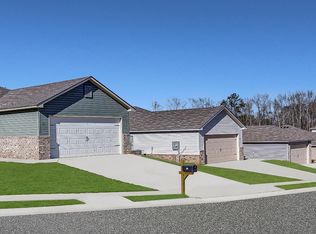 Raleigh Plan, The Oaks at Eclectic, Eclectic, AL 36024