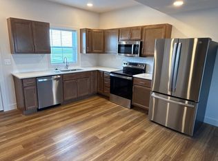 913 Green Mill Rd #4, Arcola, IL 61910