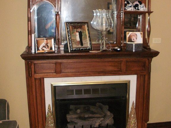 Livingroom fireplace