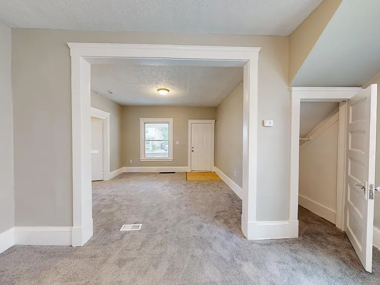 2053 W 99th St — Photo 22