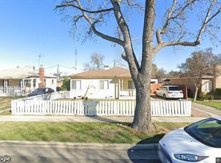 1745 E Brown Ave, Fresno, CA 93703