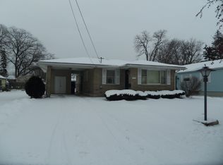 219 N Sumner Ave, Aurora, IL 60505