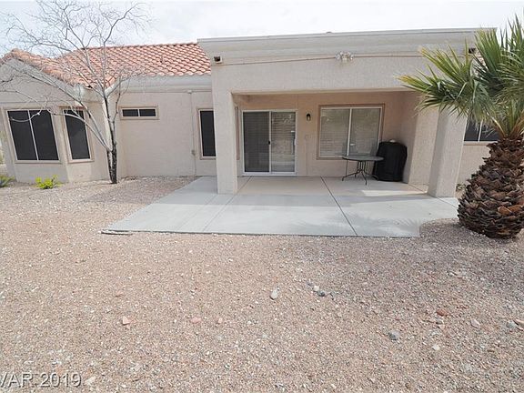 2nd image of 3109 Birdwood Dr