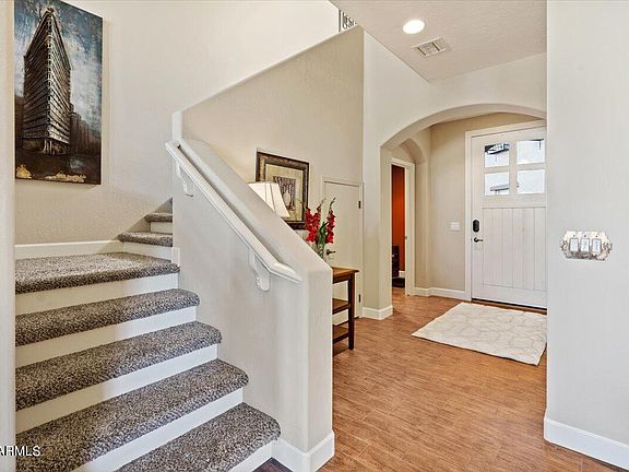 5th image of 20802 Grayhawk Dr #1094