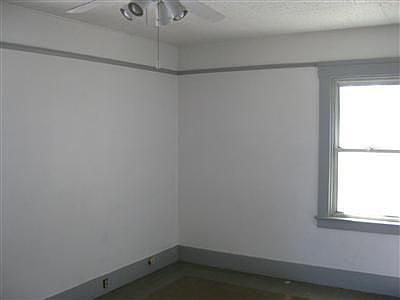3rd image of 1625 Eldridge Ave