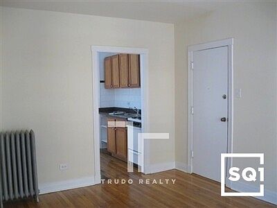 2nd image of 2647 N Spaulding Ave #2649.5-2S