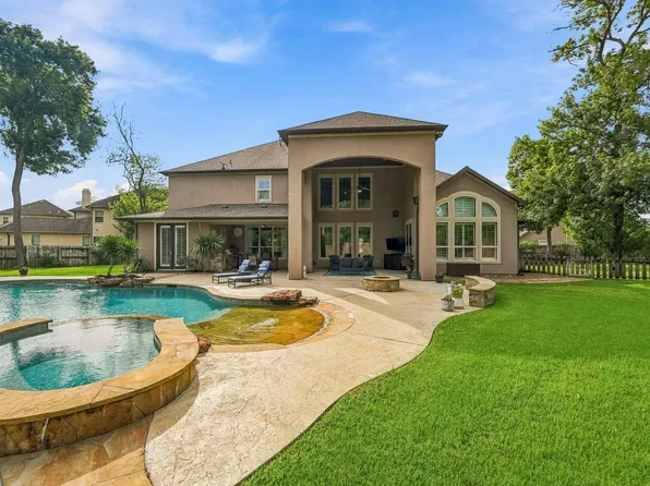 2 Turin Turn Dr, Missouri City, TX 77459