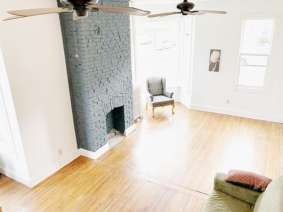 2nd image of 393 W Fuller Ave