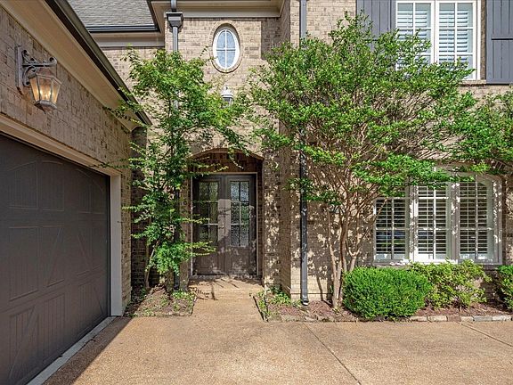 3rd image of 9793 W Laurel Hollow Ln